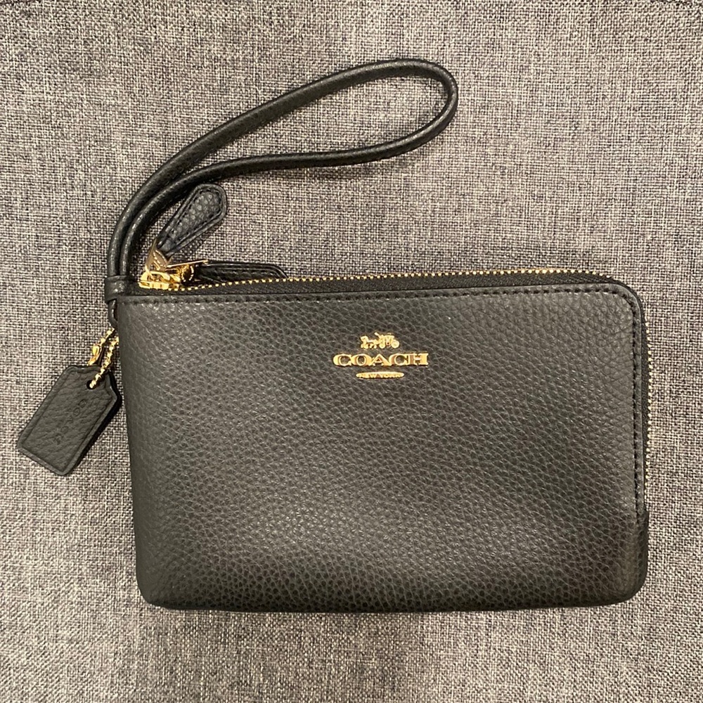 Double pocket Coach wristlet 👛